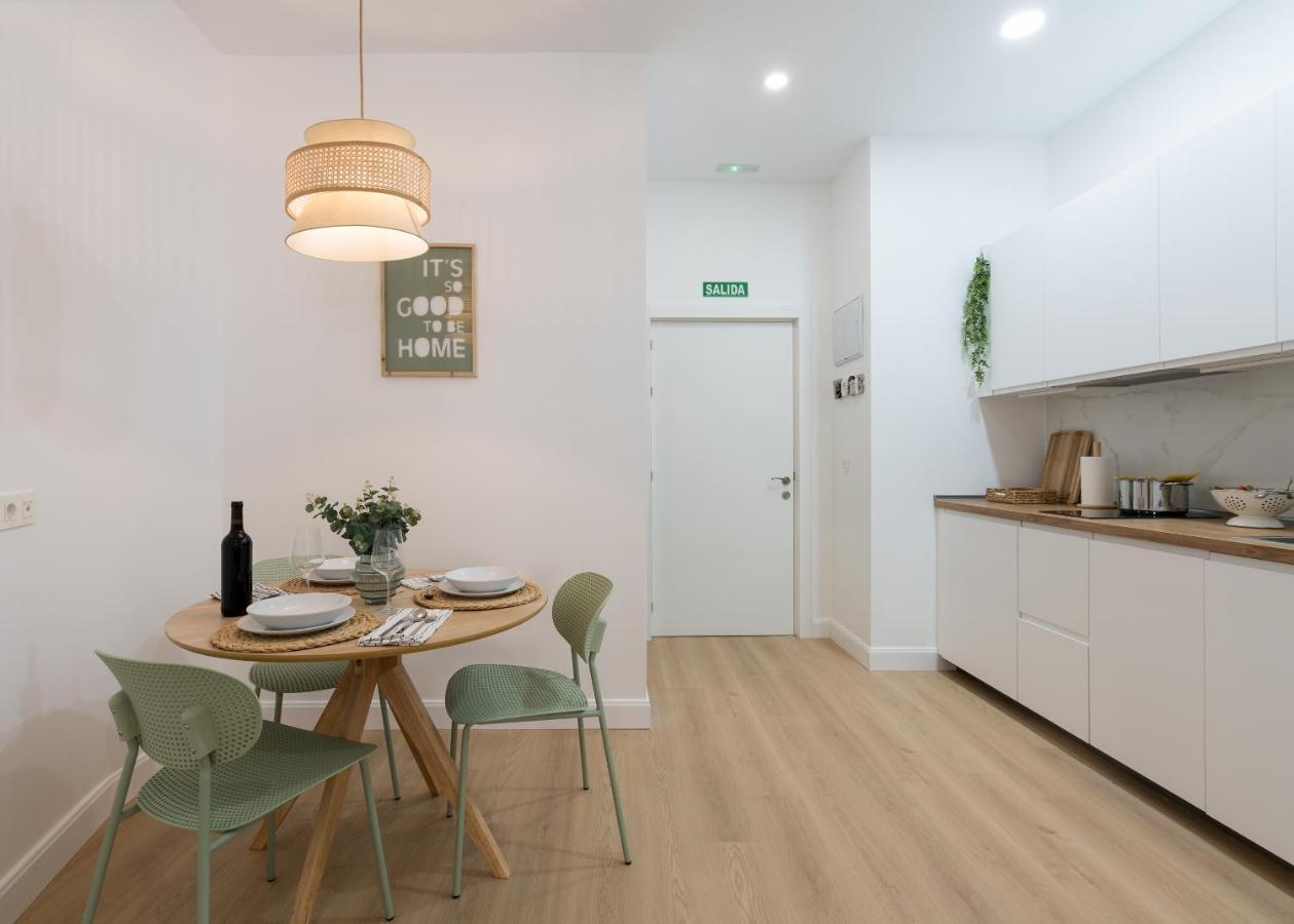 Kaixo Bilbao Apartments ภายนอก รูปภาพ