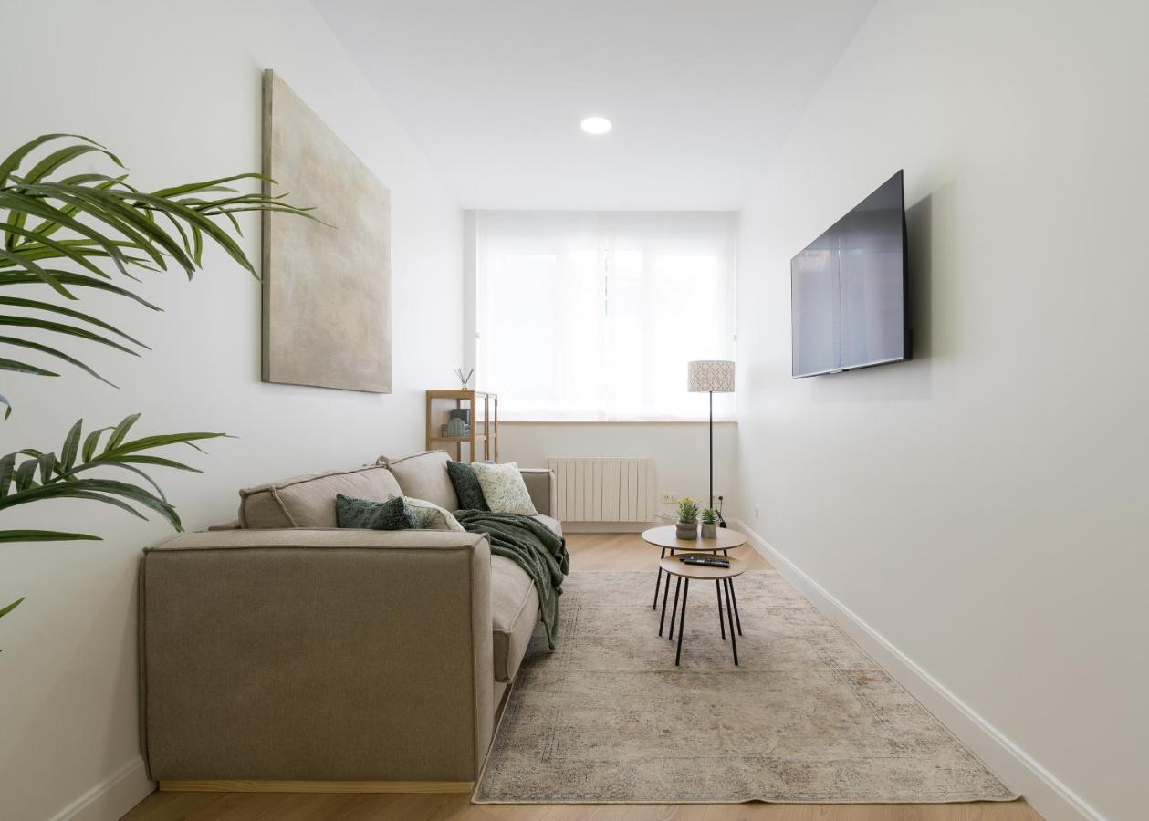 Kaixo Bilbao Apartments ภายนอก รูปภาพ