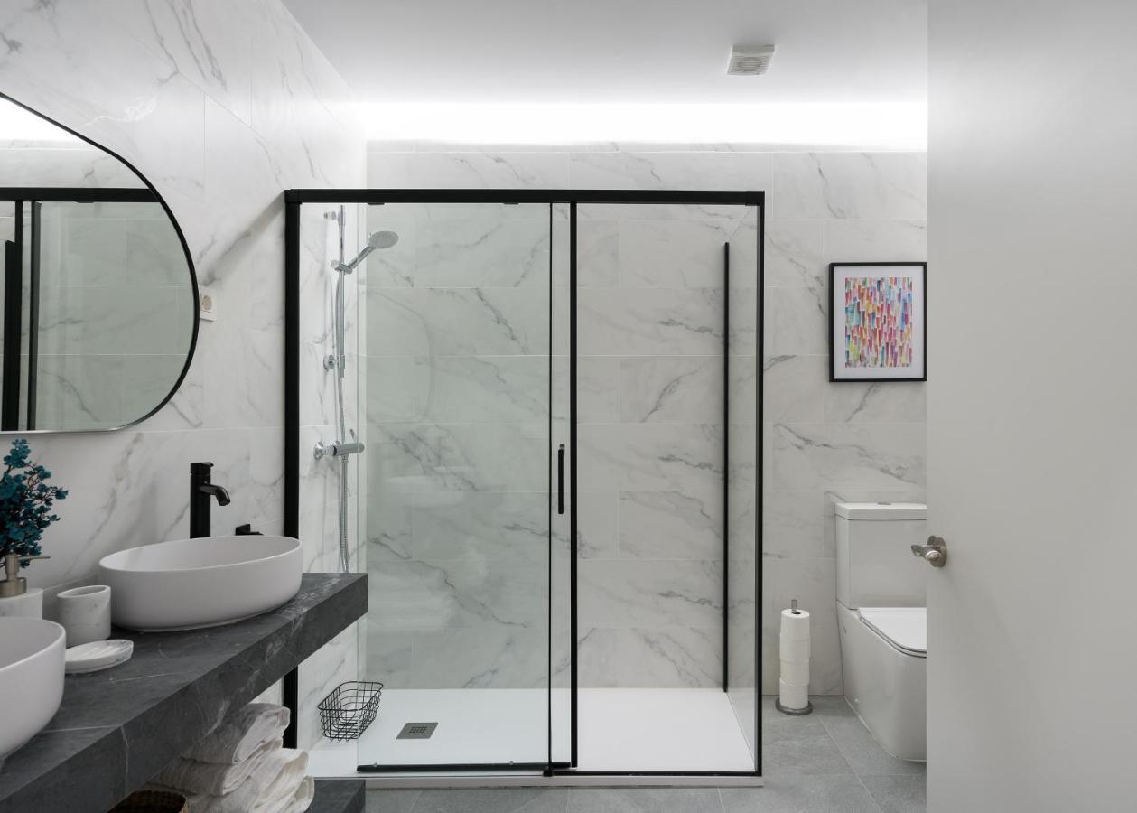 Kaixo Bilbao Apartments ภายนอก รูปภาพ