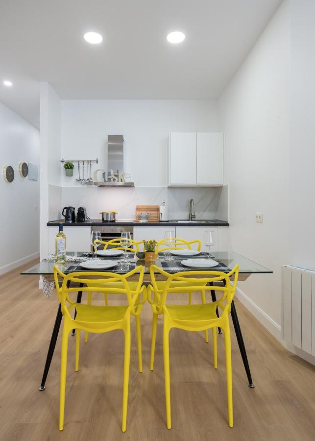 Kaixo Bilbao Apartments ภายนอก รูปภาพ