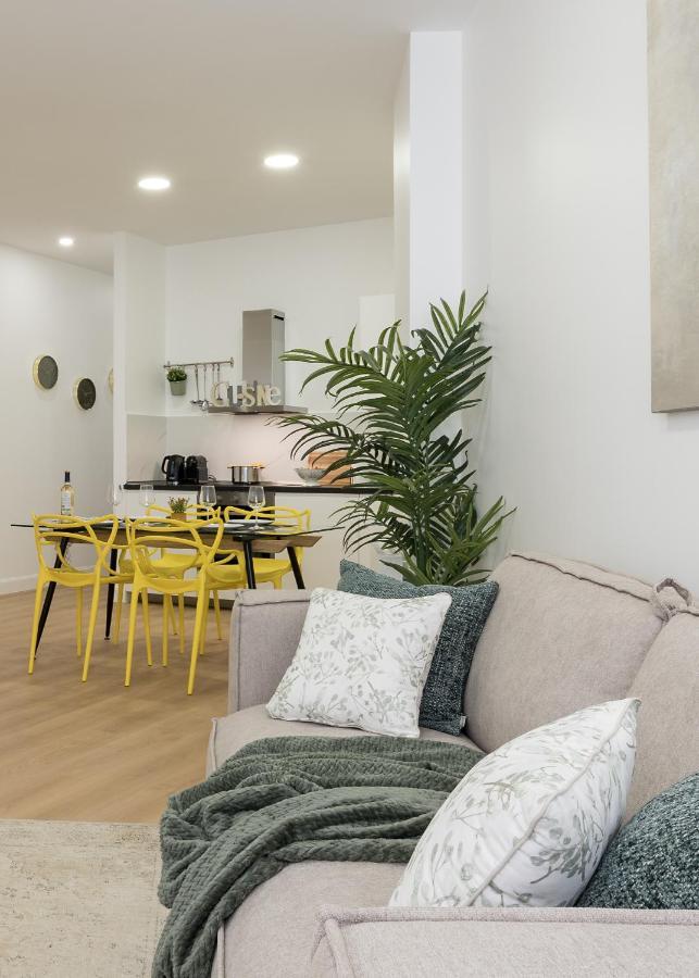 Kaixo Bilbao Apartments ภายนอก รูปภาพ